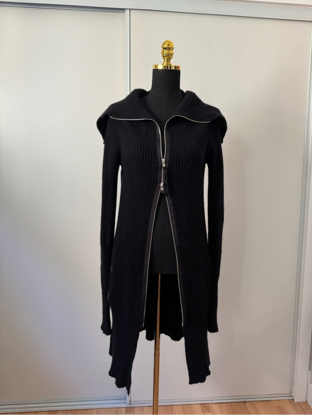 Vintage Twin-Set Simona Barbieri Long Black Ribbed Knit Cardigan